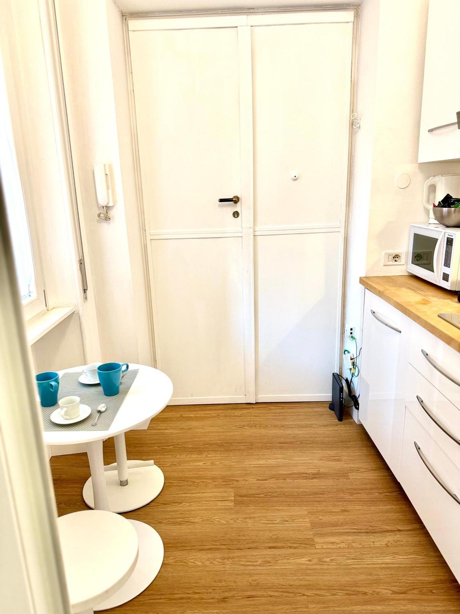 Angelico 90 Apartment Рим Екстериор снимка